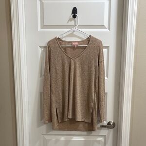 ✨Show Me Your MuMu Gold Sparkle Top✨